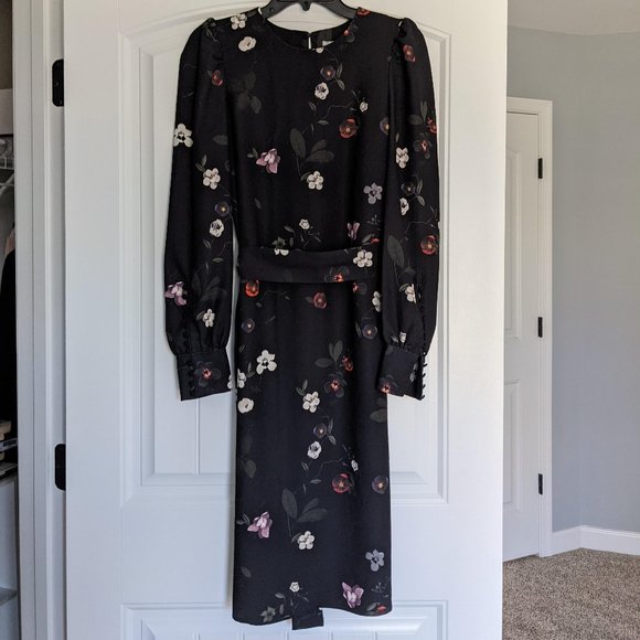H&M Dresses & Skirts - H&M | Black Long Sleeve Flowered Dress